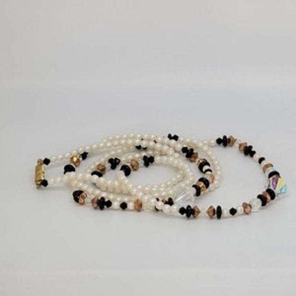 Vintage 36-in simulated Pearl and Crystal strand. - Picture 4 of 6